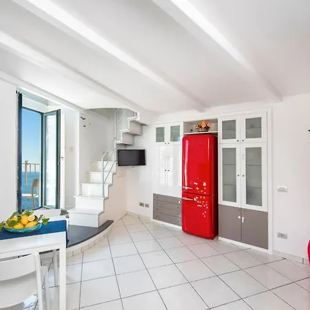 Apartment Il Nido Del Gabbiano Minori